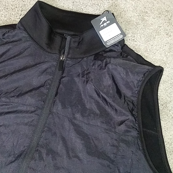 Ahead ⛳ vest - Picture 2 of 2